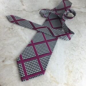 MICHAEL NEWELL SILK TIE (no fabric label)